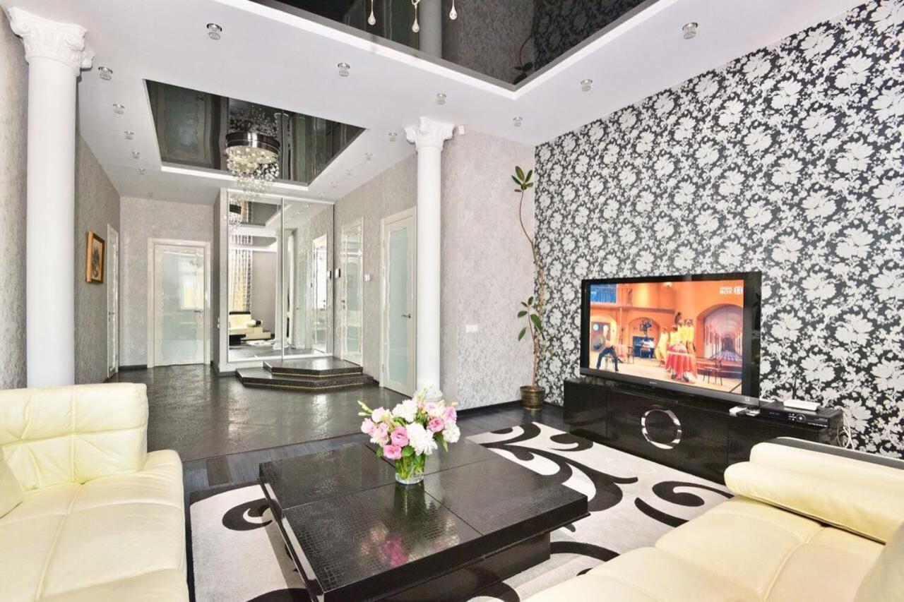 דירות Premium Rent In Kiev Centre - Kiev מראה חיצוני תמונה