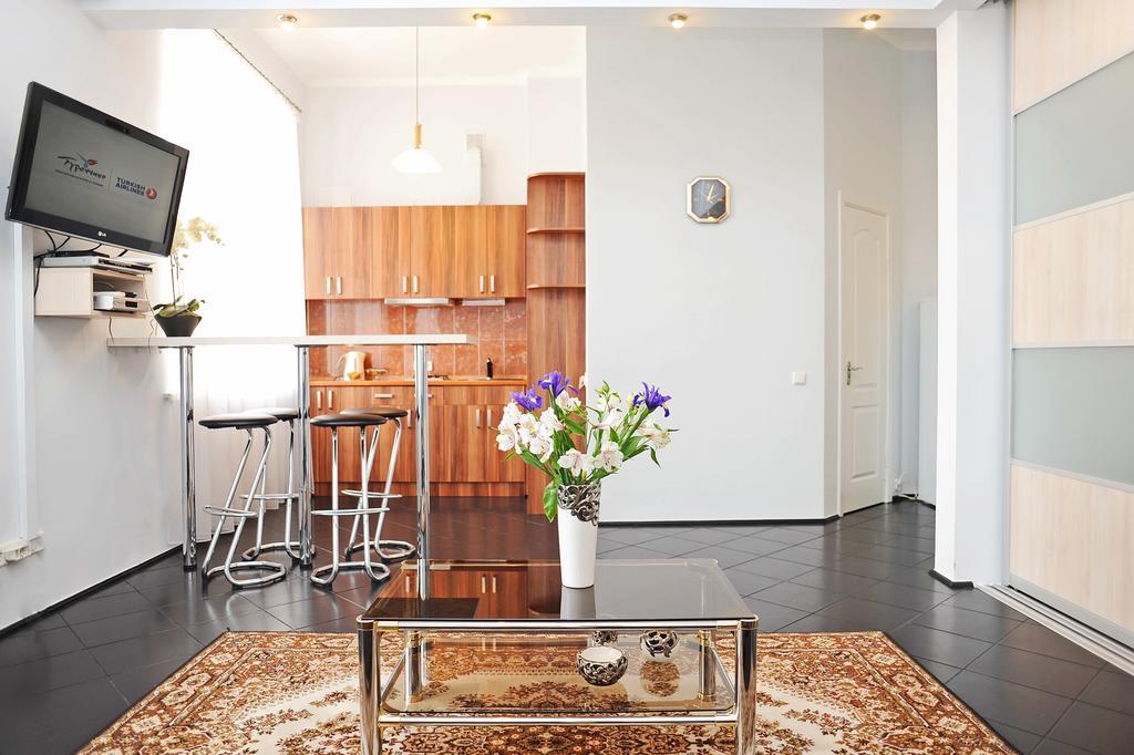 דירות Premium Rent In Kiev Centre - Kiev מראה חיצוני תמונה